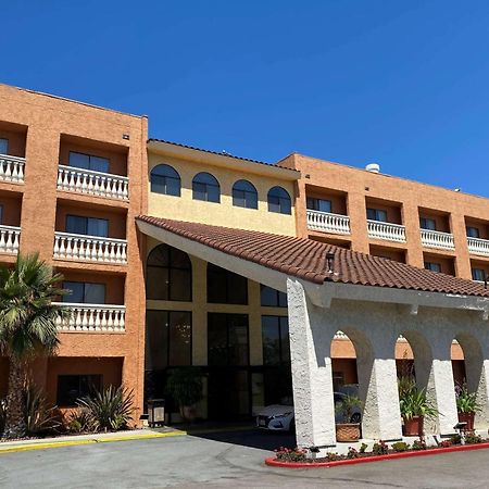 Wyndham Garden Newark Fremont Silicon Valley Exterior photo