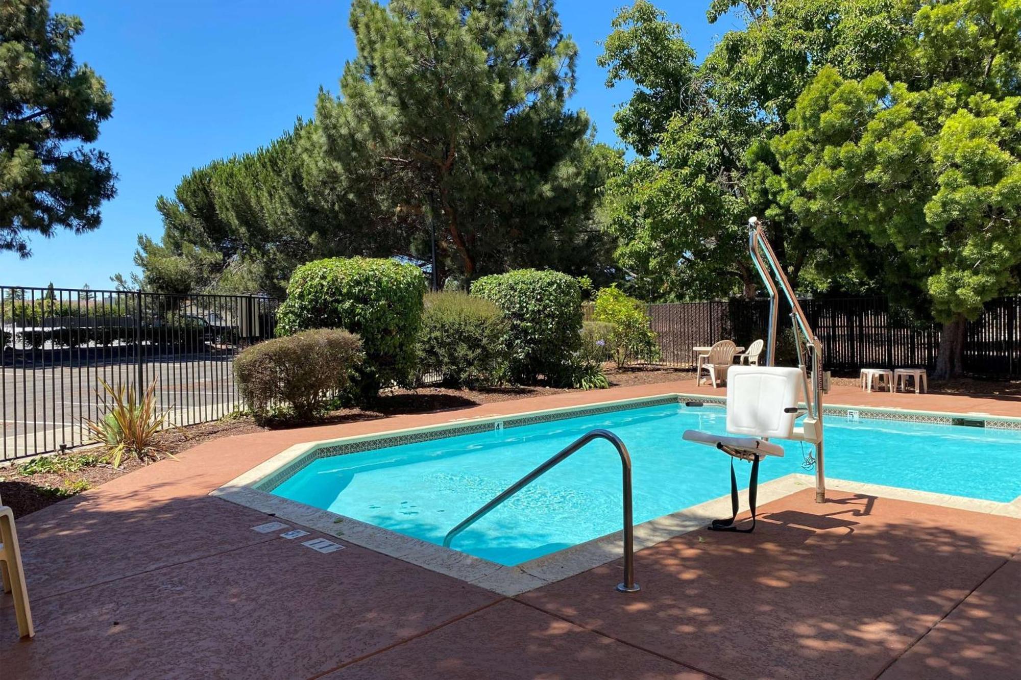 Wyndham Garden Newark Fremont Silicon Valley Exterior photo