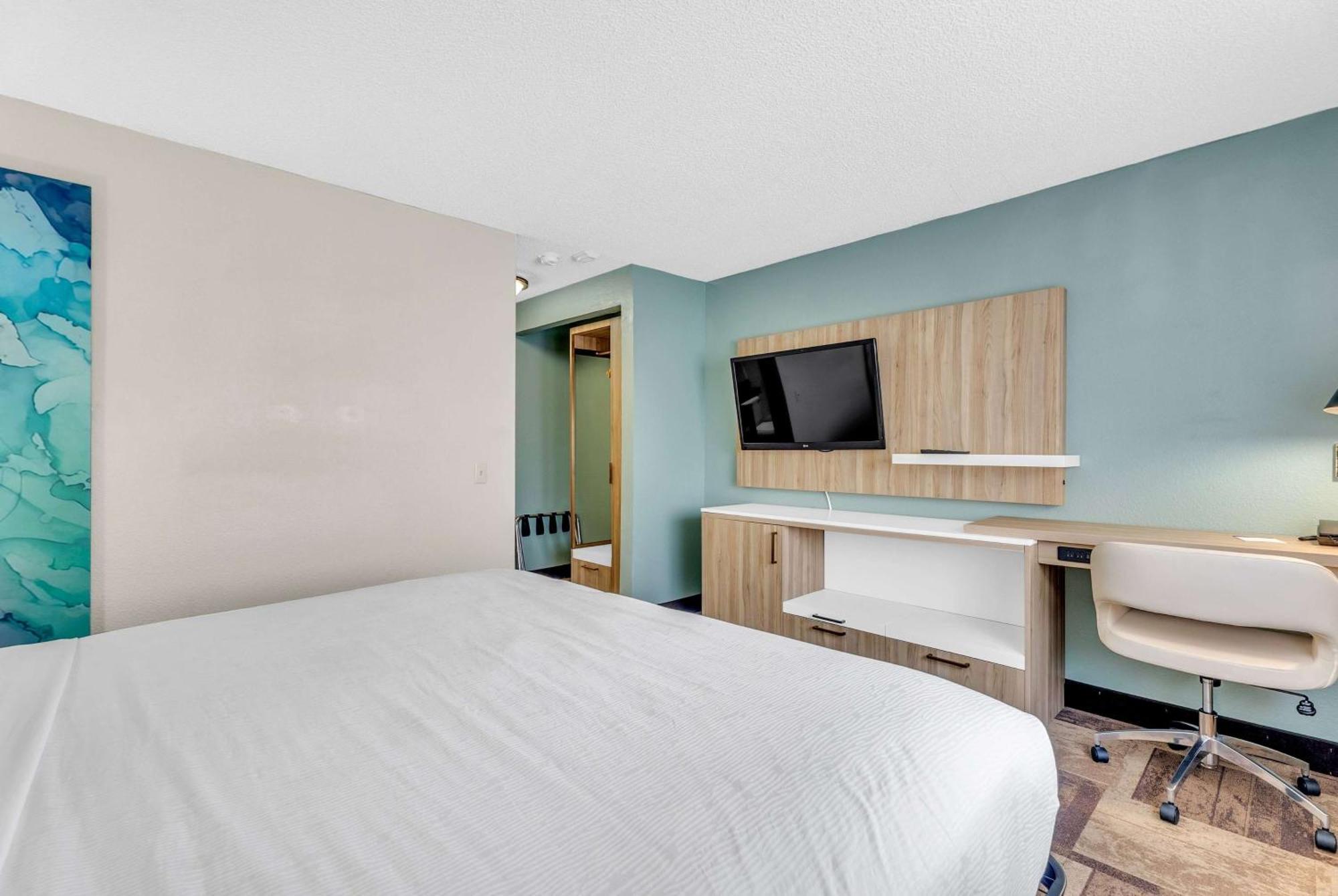 Wyndham Garden Newark Fremont Silicon Valley Exterior photo