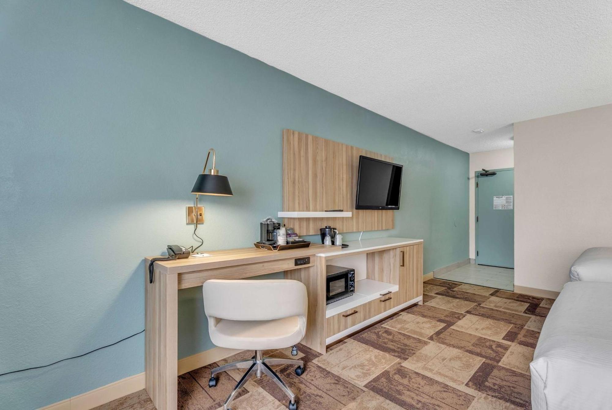 Wyndham Garden Newark Fremont Silicon Valley Exterior photo